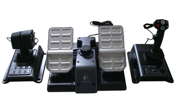 Logitech Flight System G940™