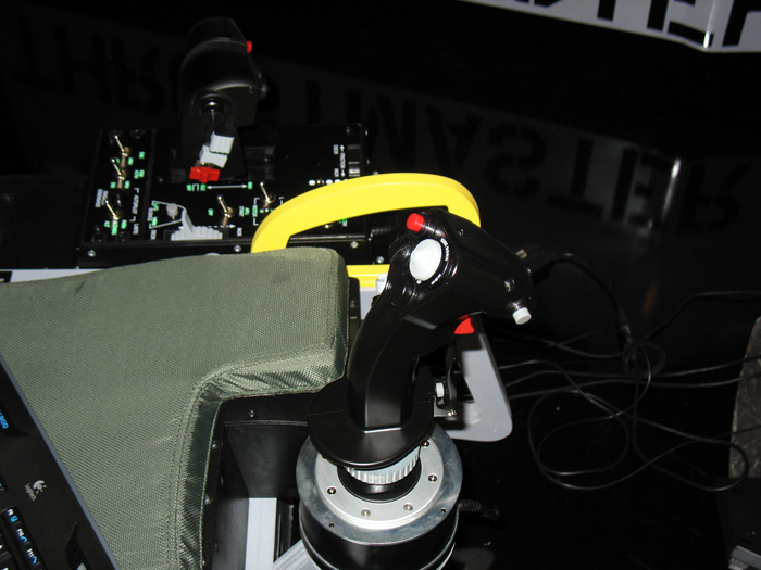 Thrustmaster HOTAS Warthog cockpit installation
