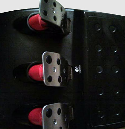 Un-modded pedal configuration.