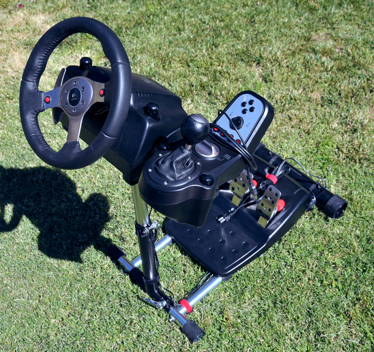 Wheel Stand Pro with the Logitech G25