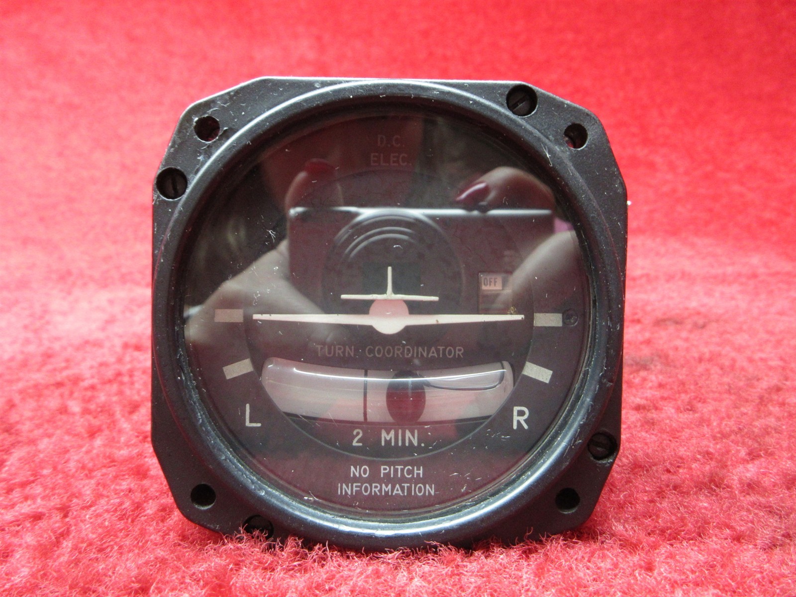 Mid Continent Instrument Co. 1394T100-7Z Turn Coordinator 12-32V Mid Continent Instrument Co. 1394T100-7Z Turn Coordinator 12-32V