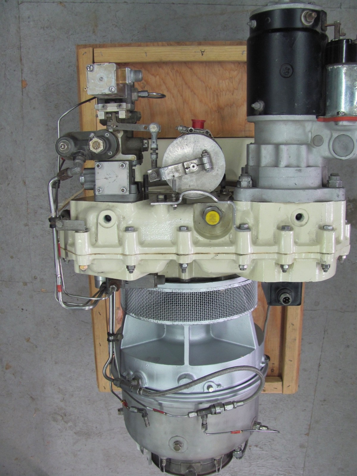 Solar T63-T32 turbine engine Solar T63-T32 turbine engine