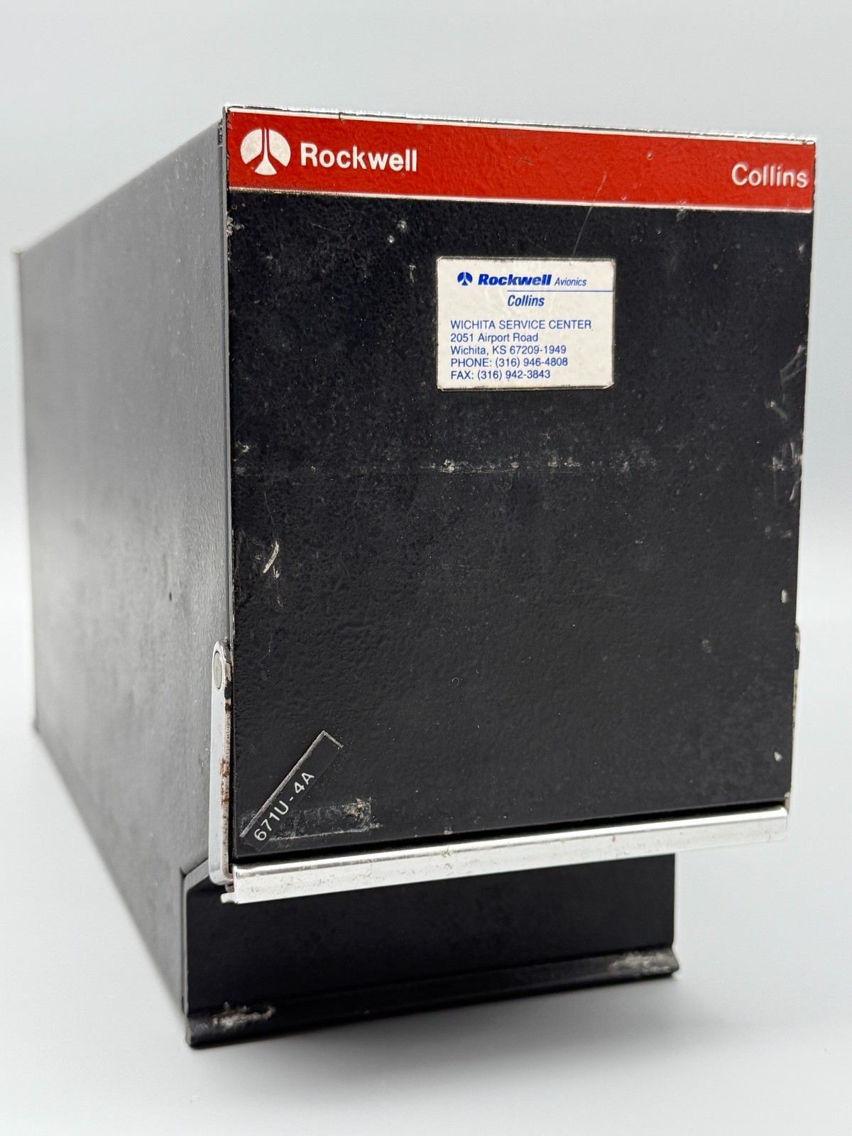 Rockwell Collins 671U-4A Avionics Mount - PN: 778-2816-003 Rockwell Collins 671U-4A Avionics Mount - PN: 778-2816-003