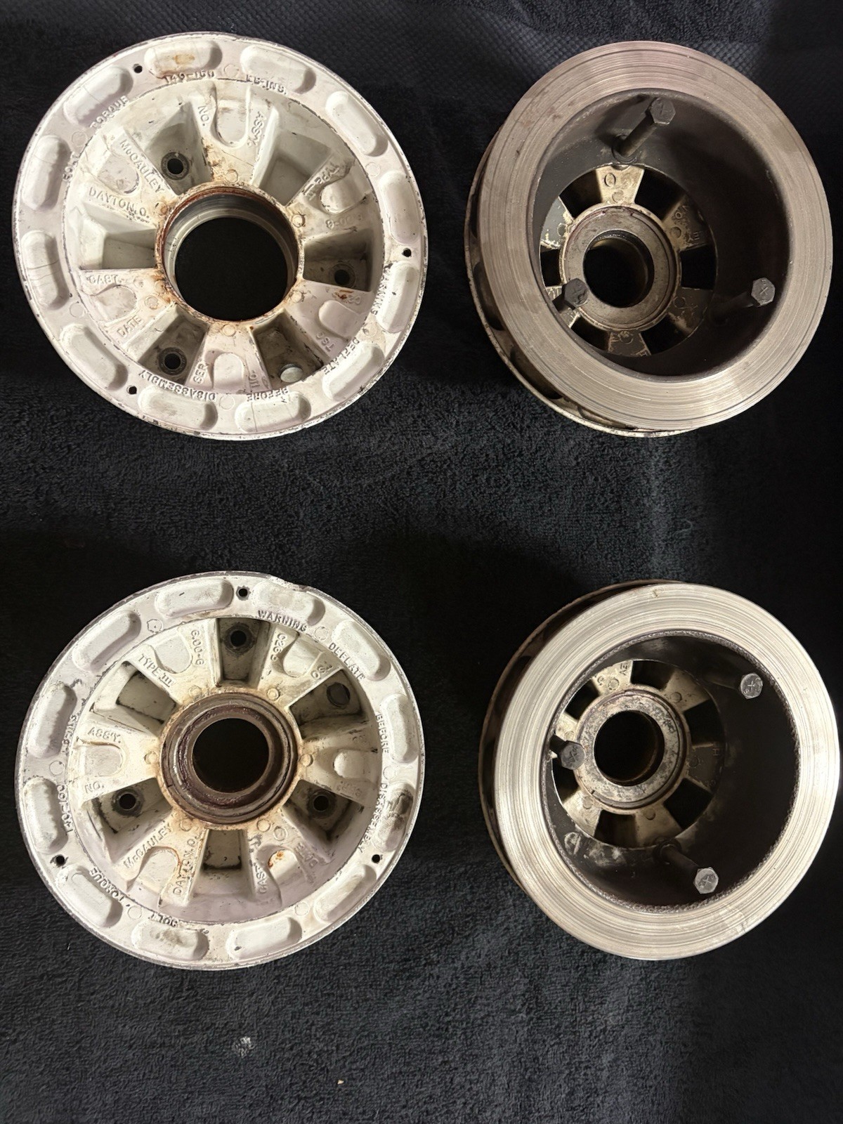 McCauley Wheels D-30660-1 D30666 6.00x6 With Rotors. As Removed. Cessna 172 McCauley Wheels D-30660-1 D30666 6.00x6 With Rotors. As Removed. Cessna 172