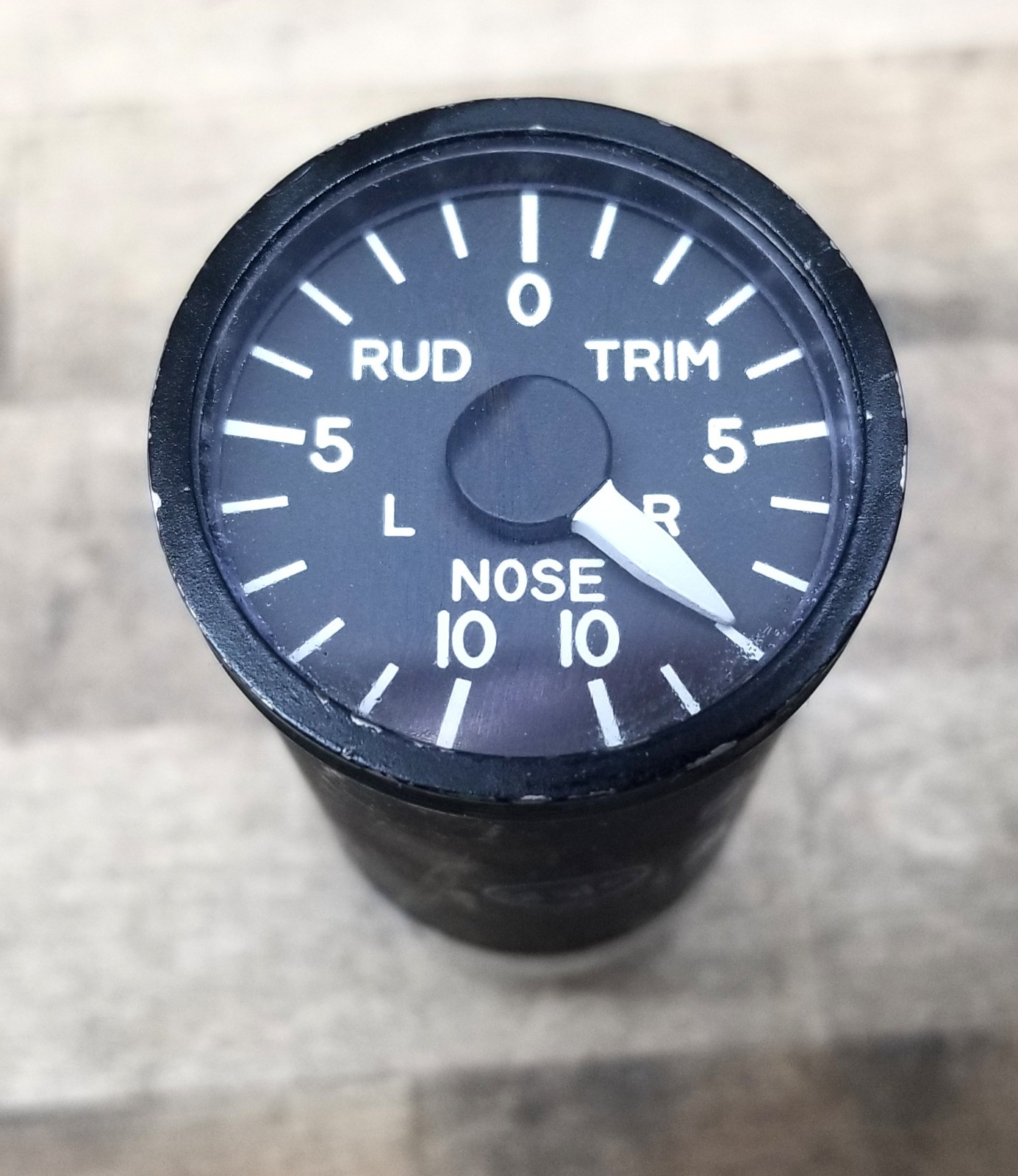 C-17 GlobeMaster Indicator Rudder Trim Parker Hannifin X-990-009-002-2 C-17 GlobeMaster Indicator Rudder Trim Parker Hannifin X-990-009-002-2