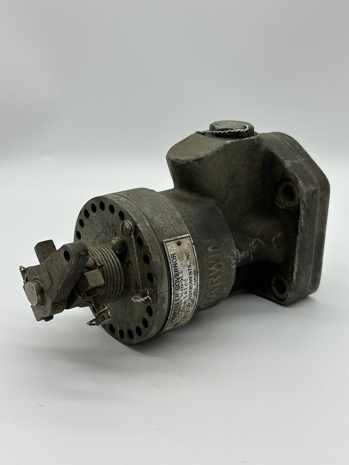 Garson Western Instruments Propeller Governor 34-828-014 Prop Core Edo-Aire Garson Western Instruments Propeller Governor 34-828-014 Prop Core Edo-Aire
