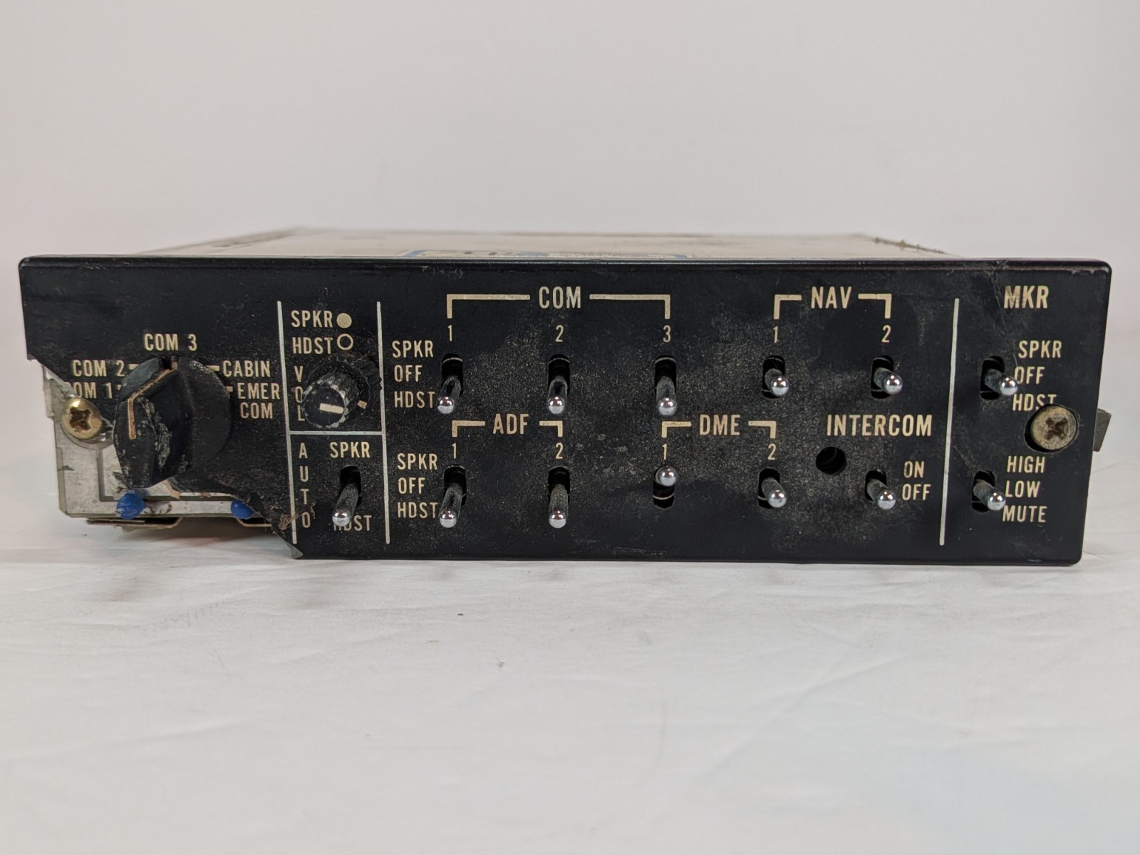 ARC F-1010B Audio Amplifier P/N 49200-0000 S/N 937 FOR PARTS ONLY ARC F-1010B Audio Amplifier P/N 49200-0000 S/N 937 FOR PARTS ONLY