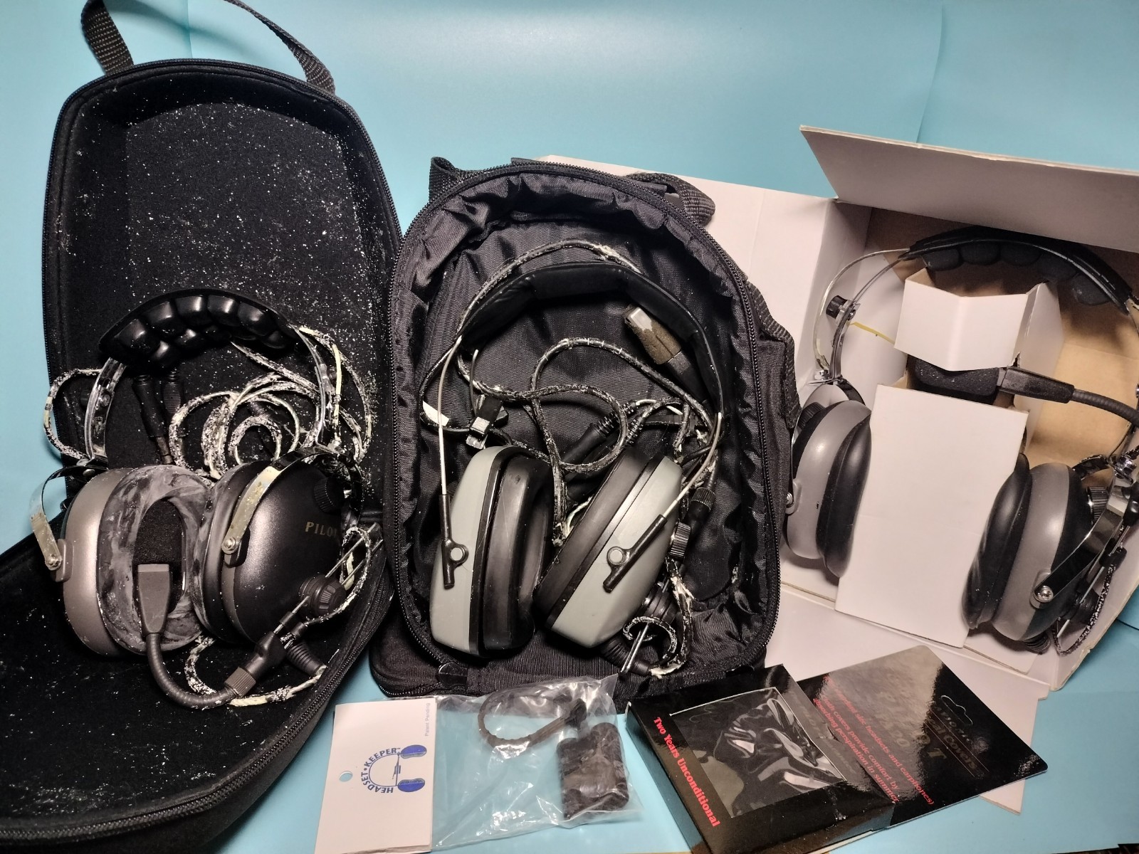 Lot Of 3 Pilot PA11-60 & Pilot Premier Aviation Headsets Parts Repair AS-IS Lot Of 3 Pilot PA11-60 & Pilot Premier Aviation Headsets Parts Repair AS-IS