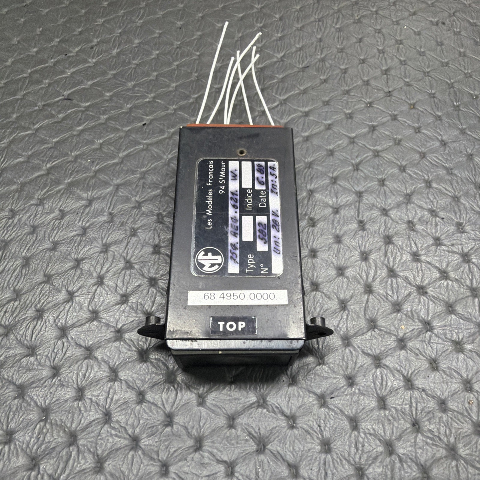 ATR 72-500 WARNING ANNUNCIATOR / LIGHT 754-AE4-621-W ATR 72-500 WARNING ANNUNCIATOR / LIGHT 754-AE4-621-W