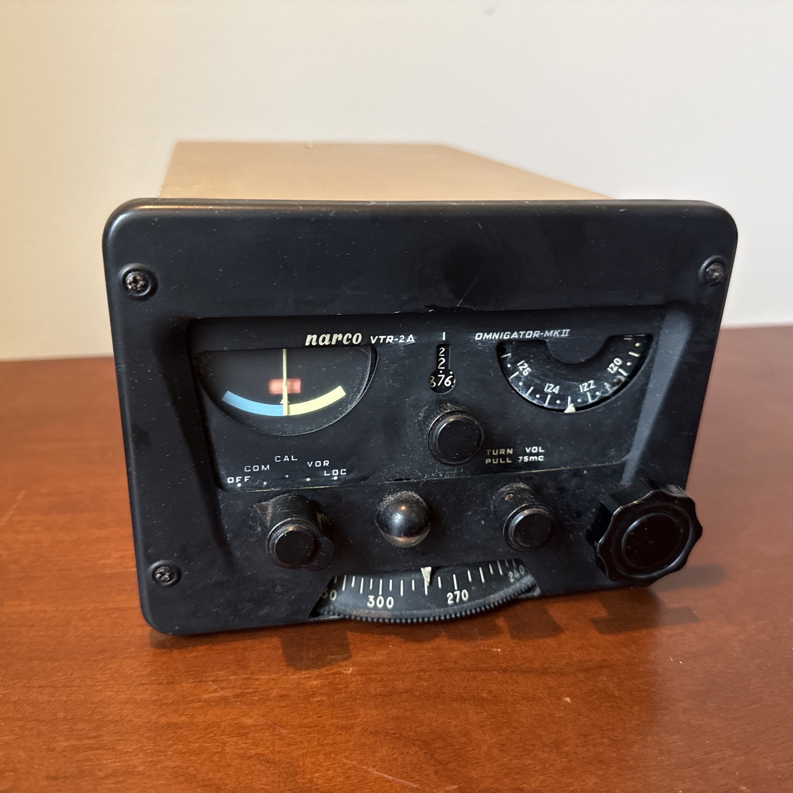 Narco VTR-2A Omnigator MKII Indicator Receiver Aviation Part Narco VTR-2A Omnigator MKII Indicator Receiver Aviation Part