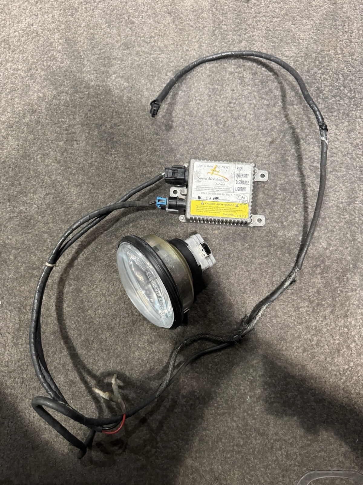 LSM-500-200-114 | Beechcraft F33A | Lopresti High Intensity Set (12V) Nose Light LSM-500-200-114 | Beechcraft F33A | Lopresti High Intensity Set (12V) Nose Light