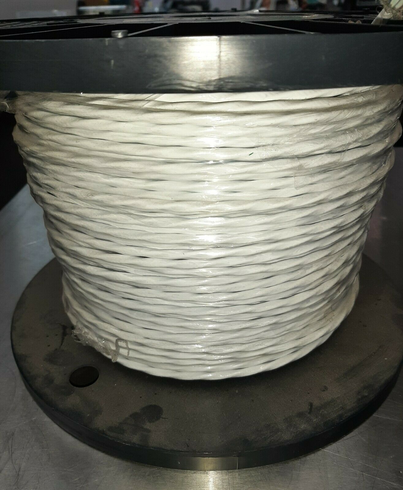 M27500-20SD4U23 AEROSPACE AIRCRAFT AIRFRAME WIRE 20 AWG 4 CONDUCTOR 25 Ft. M27500-20SD4U23 AEROSPACE AIRCRAFT AIRFRAME WIRE 20 AWG 4 CONDUCTOR 25 Ft.