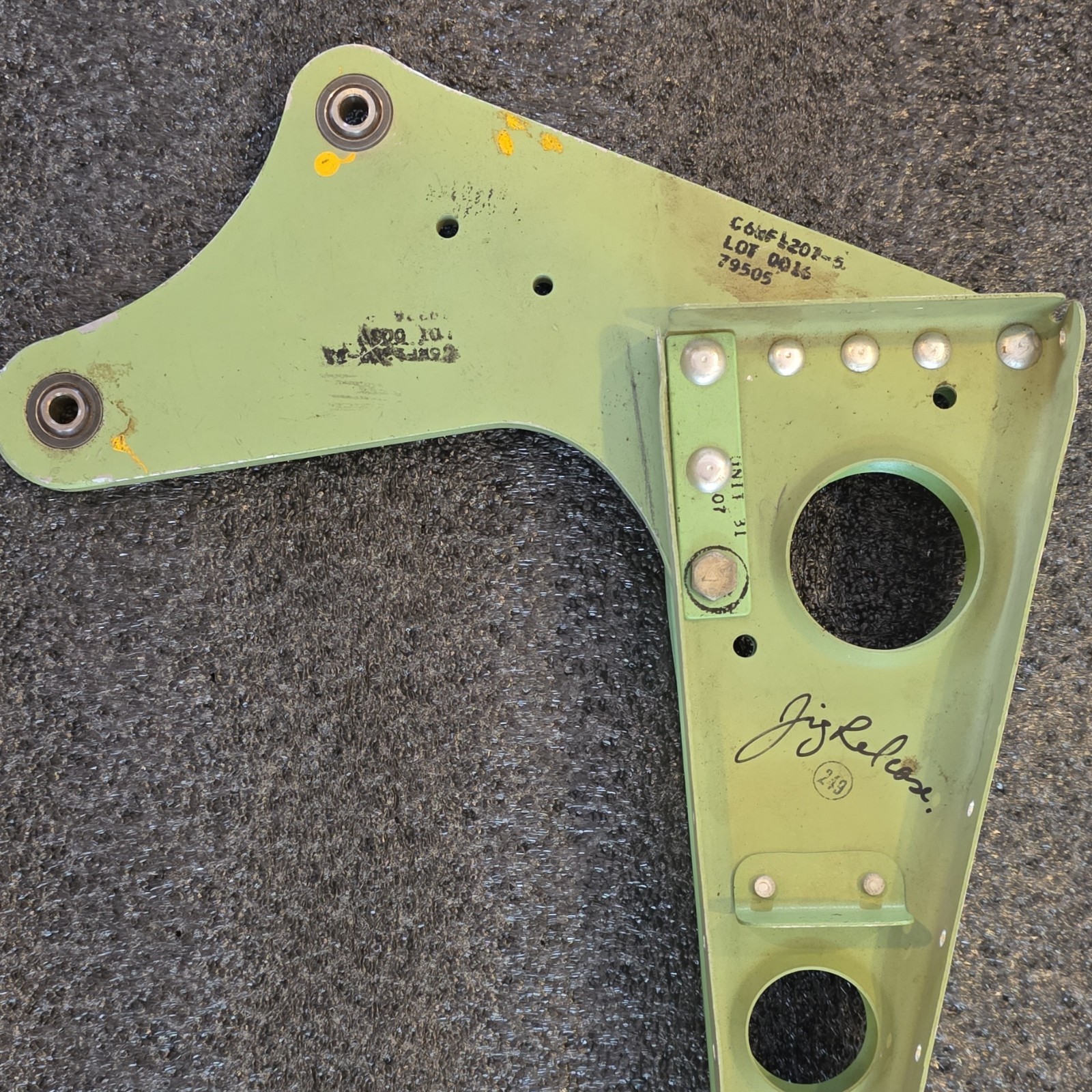 DeHavilland Twin Otter Flap HINGE Arm DeHavilland Twin Otter Flap HINGE Arm
