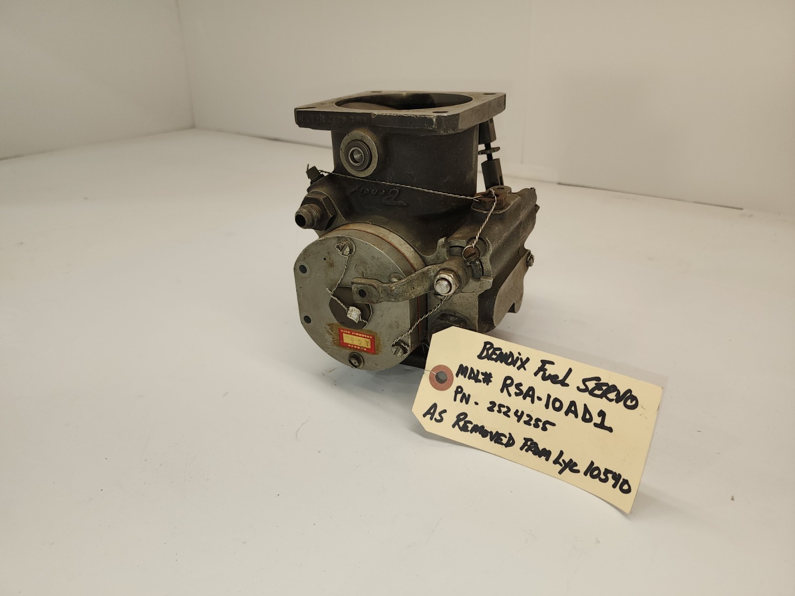  Bendix Fuel Injector Servo RSA-10AD1 PN:2524255 "USED" For Lycoming IO 540