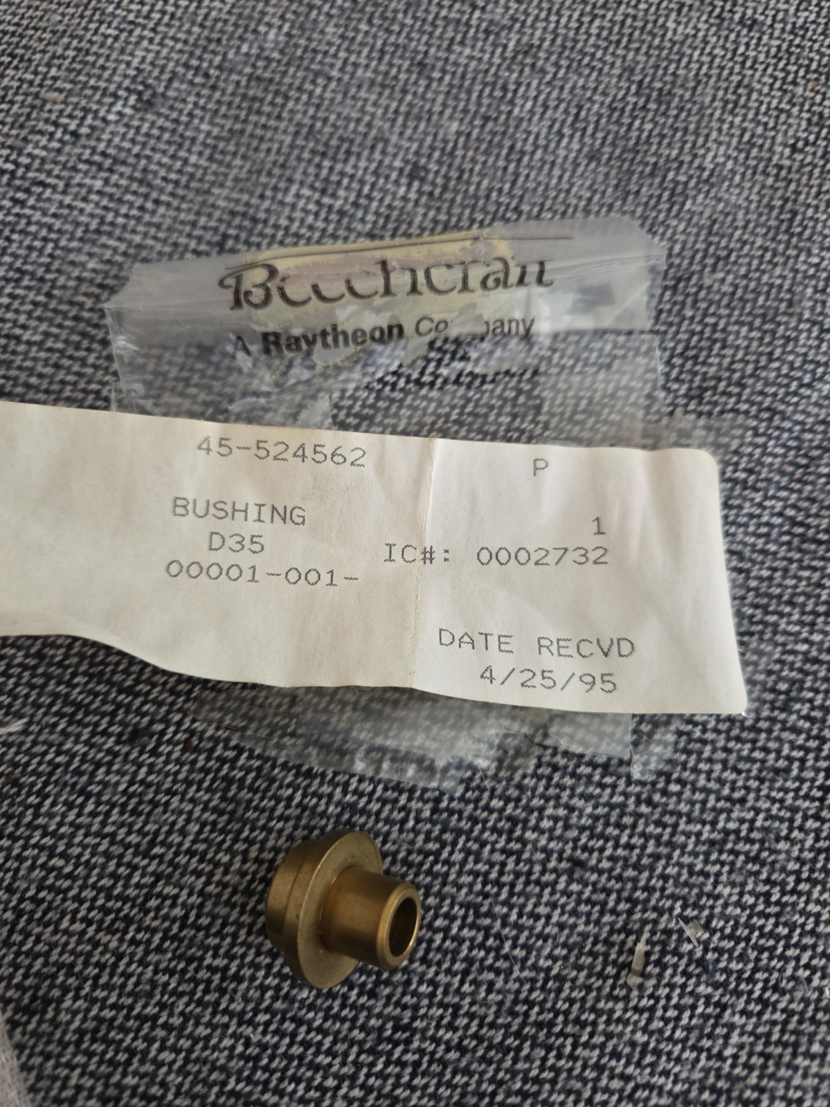 45-524562 Trim Actuator Bushing 45-524562 Trim Actuator Bushing