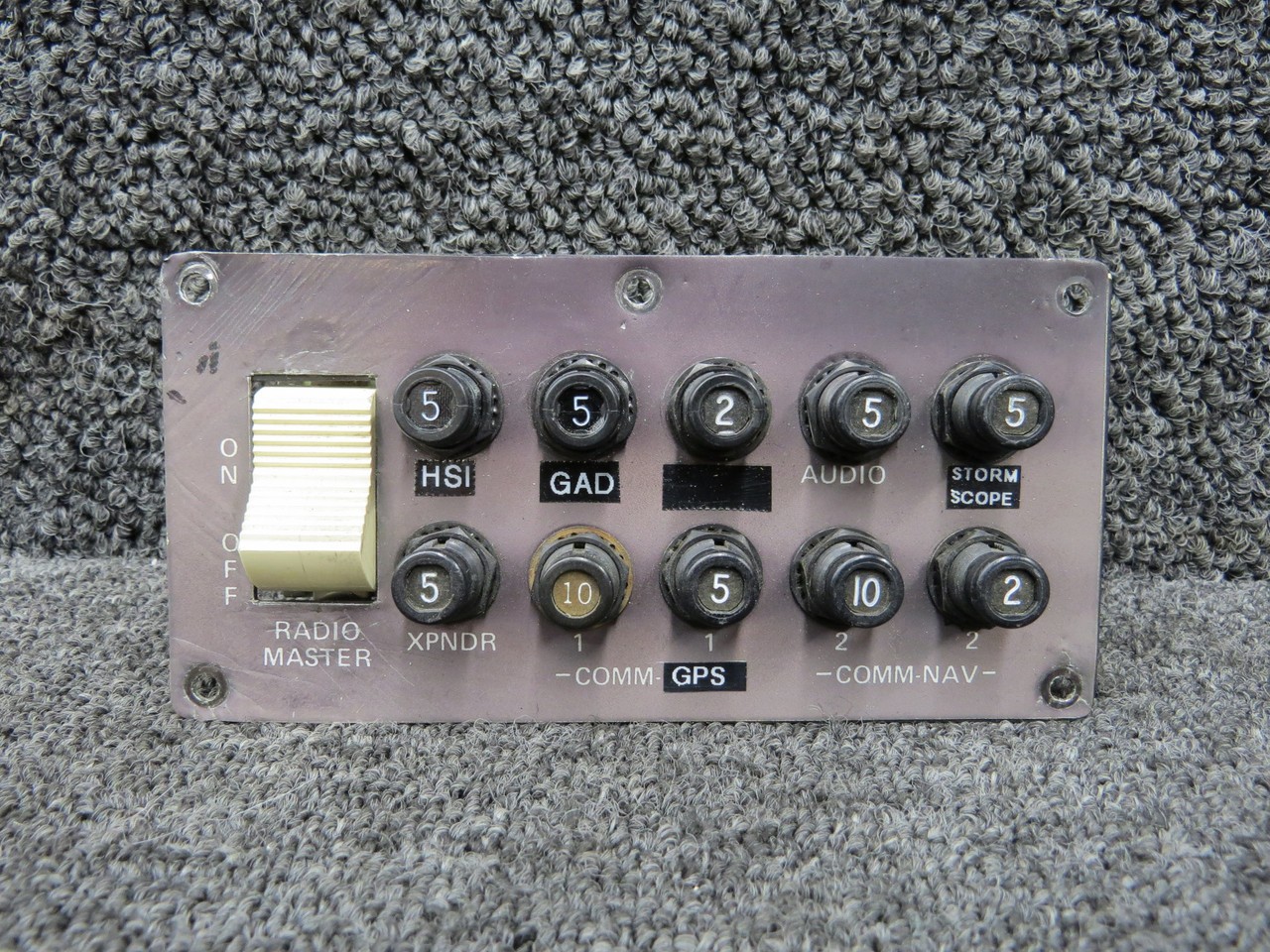 805011-3, 20TC4-AK-35 Rockwell 114 Circuit Breakers Panel with Switch 805011-3, 20TC4-AK-35 Rockwell 114 Circuit Breakers Panel with Switch