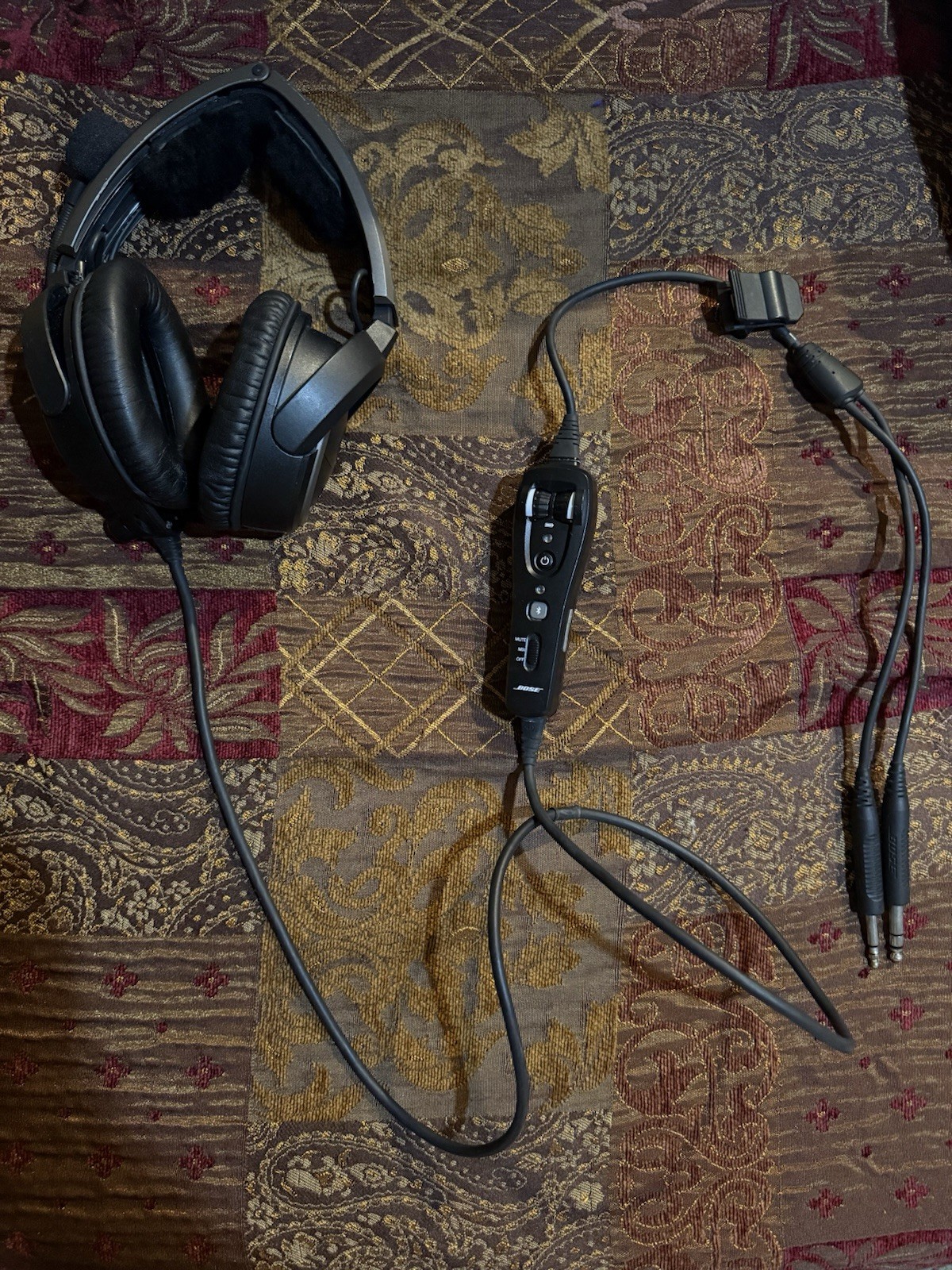 Bose A20 Aviation Headset Bose A20 Aviation Headset