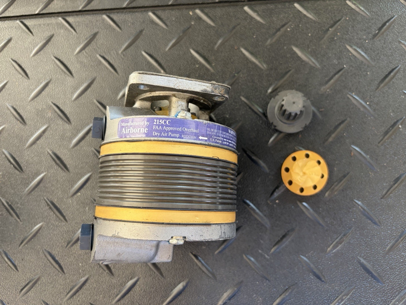 215CC Airborne Dry Air Pump (CORE) (SA) 215CC Airborne Dry Air Pump (CORE) (SA)