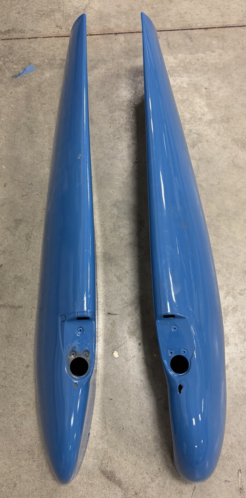 Cessna 150 Wing Tips newly painted Cessna 150 Wing Tips newly painted