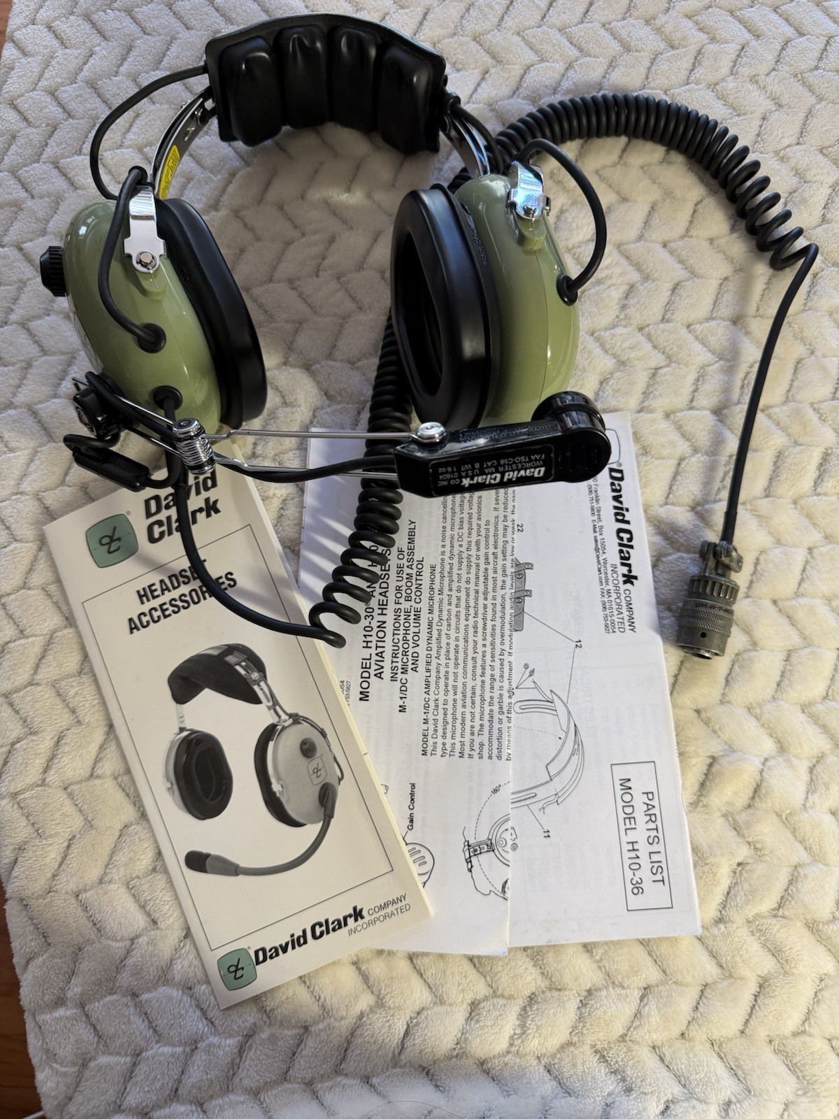 Aviation Headset David Clark Model H10-36 Untested Aviation Headset David Clark Model H10-36 Untested