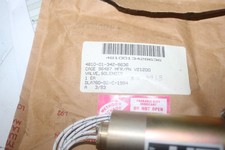NOS Valcor Engr. V21200 28 volt aircraft shut off valve 4810-01-342-8636 picture