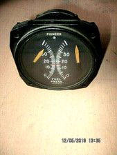 Bendix Pioneer Fuel Pressure, Magnesyn Dual Indicator, Type No21000-5A-9-AJ (L61 picture